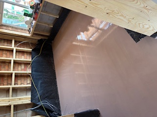 Flat, glossy liquid screed floor laid by Flowline